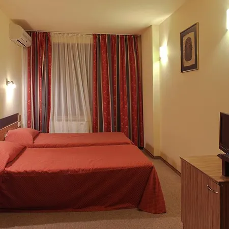 Szálloda Luxor 2*