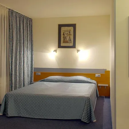 Luxor 2* Melnik